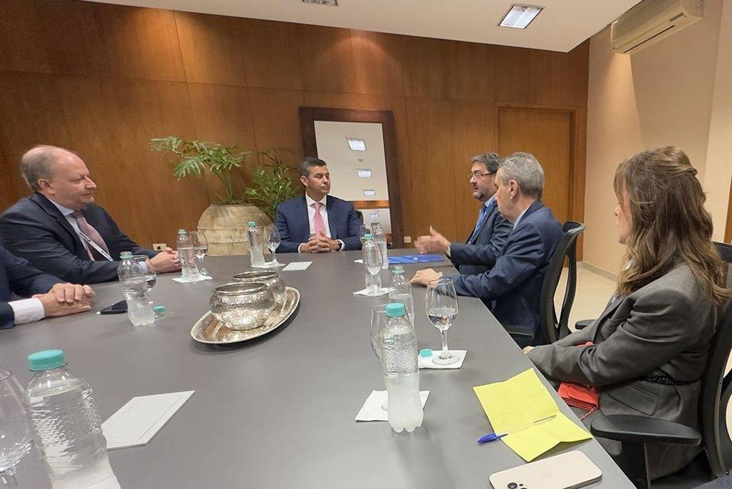 Em reunião no Paraguai, 1º secretário representa a ALEMS e defende indústrias de MS.