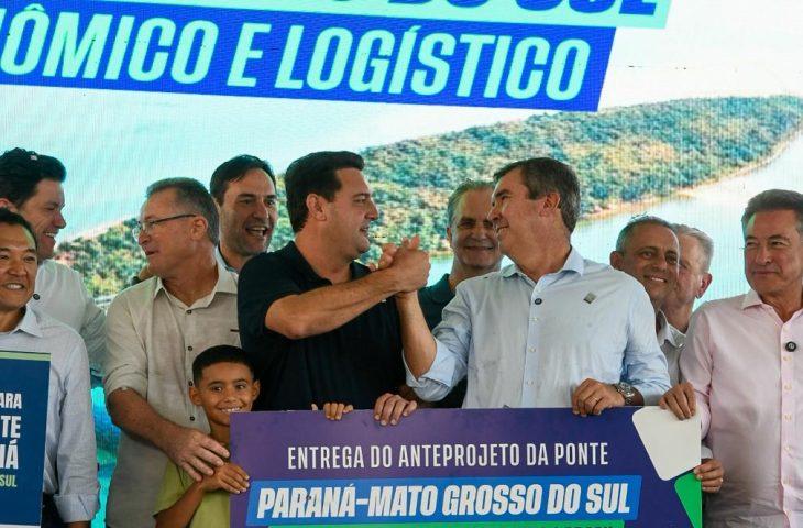 Encontro entre governadores marca entrega de anteprojeto de ponte entre MS e Paraná.