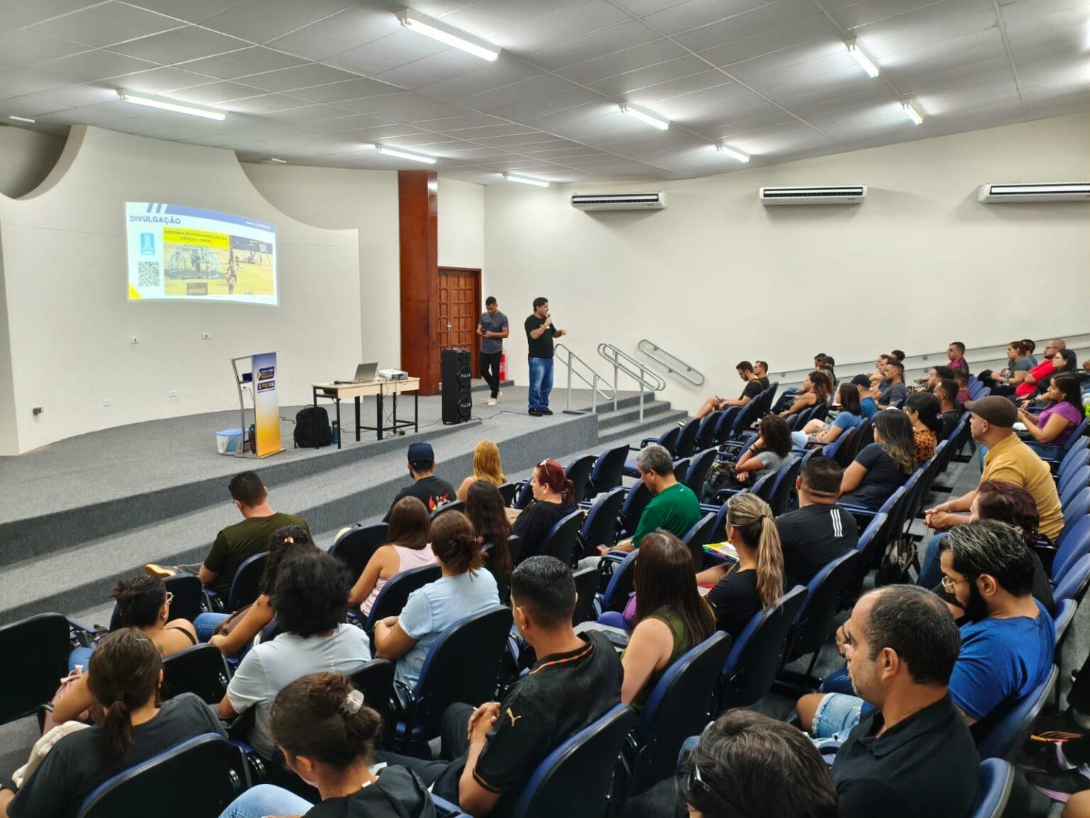 Formação continuada fortalece práticas pedagógicas na REME.