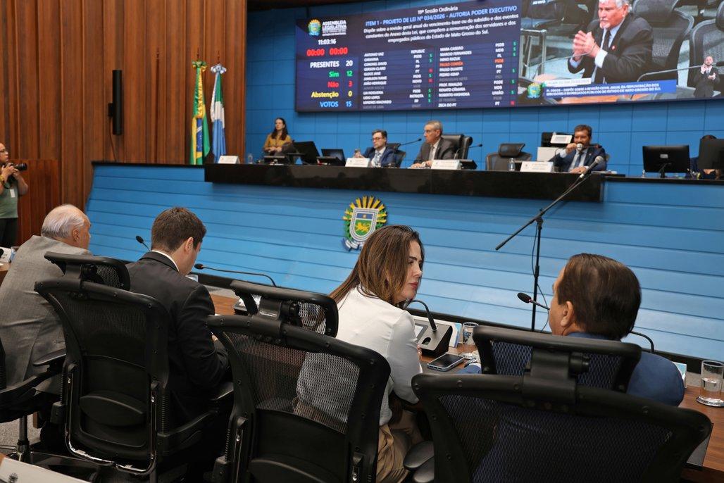 Ordem do dia com 5 projetos para votação na sessão desta quinta-feira da Assembleia Legislativa.