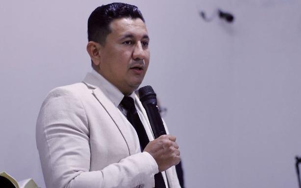 Pastor que atua na prefeitura também é afastado pela prefeita  Adriane Lopes,  depois de denúncia de estupro.
