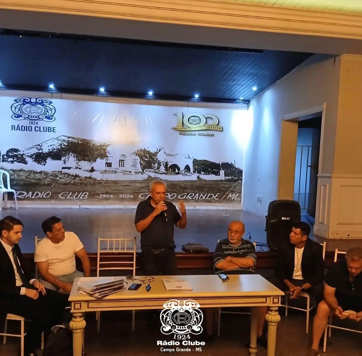 Gestão de Excelência, o Coronel Sidinei concorre à reeleição e projeta o Rádio Clube como uma instituição “maior e melhor” para os sócios do clube em 2026. Gestão de Excelência, o Coronel Sidinei concorre à reeleição e projeta o Rádio Clube como uma instituição “maior e melhor” para os sócios do clube em 2026.