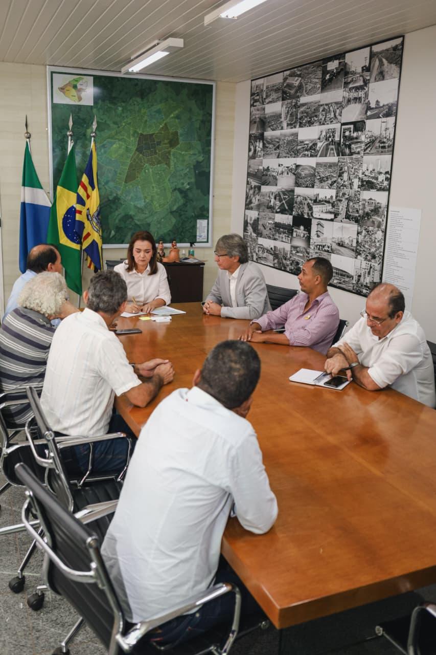 Cidade em Movimento: Reunião Estratégica Reúne Darci Caldo, Prefeita Adriane Lopes e Presidentes dos Conselhos.