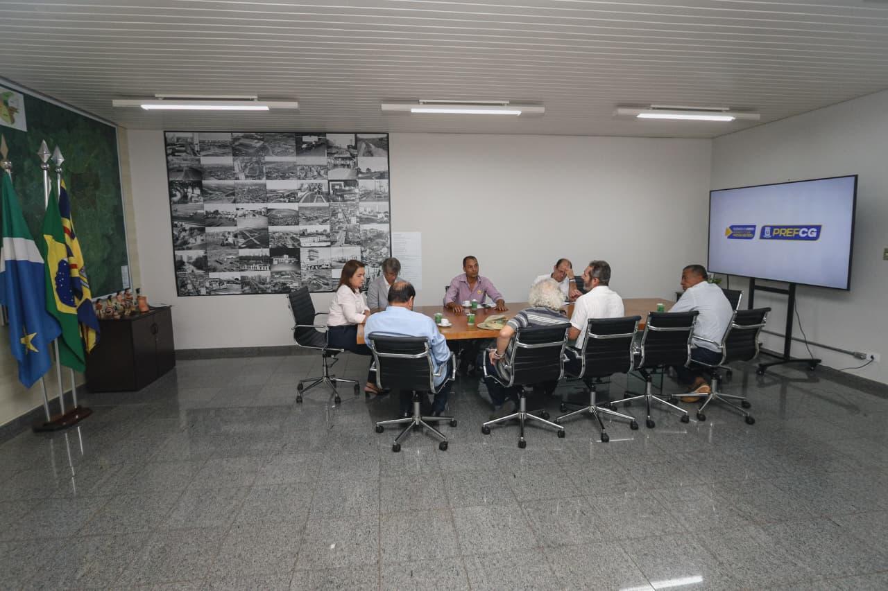 Cidade em Movimento: Reunião Estratégica Reúne Darci Caldo, Prefeita Adriane Lopes e Presidentes dos Conselhos.