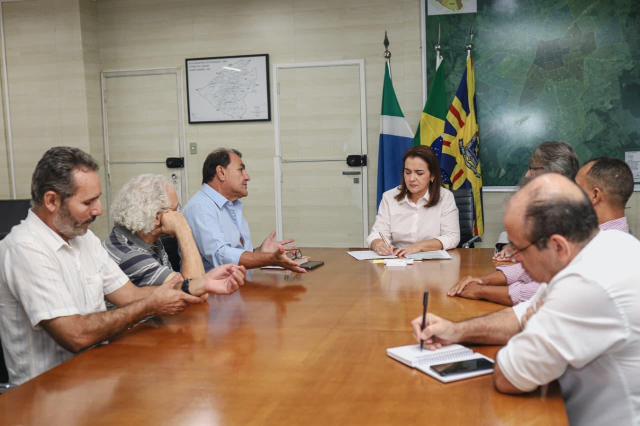 Cidade em Movimento: Reunião Estratégica Reúne Darci Caldo, Prefeita Adriane Lopes e Presidentes dos Conselhos.