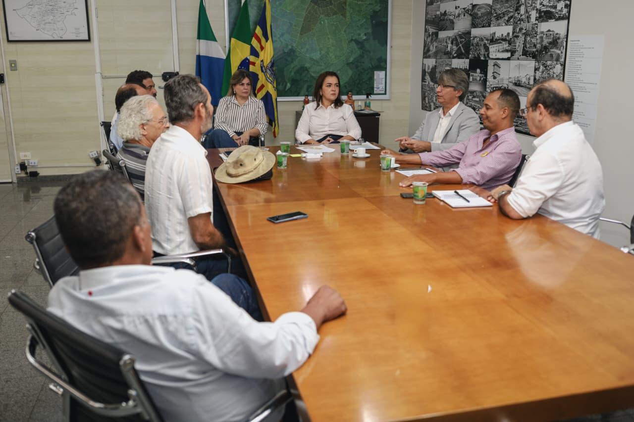 Cidade em Movimento: Reunião Estratégica Reúne Darci Caldo, Prefeita Adriane Lopes e Presidentes dos Conselhos.
