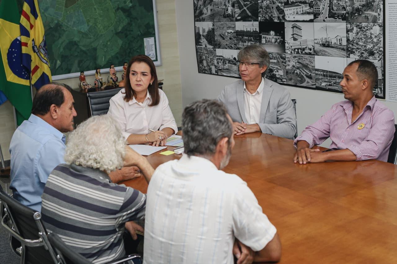 Cidade em Movimento: Reunião Estratégica Reúne Darci Caldo, Prefeita Adriane Lopes e Presidentes dos Conselhos.