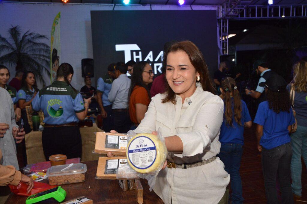 A 9ª edição da Festa do Queijo foi lançada oficialmente nesta quarta-feira (15), em evento que reuniu autoridades, produtores rurais e a comunidade de Rochedinho. A 9ª edição da Festa do Queijo foi lançada oficialmente nesta quarta-feira (15), em evento que reuniu autoridades, produtores rurais e a comunidade de Rochedinho.