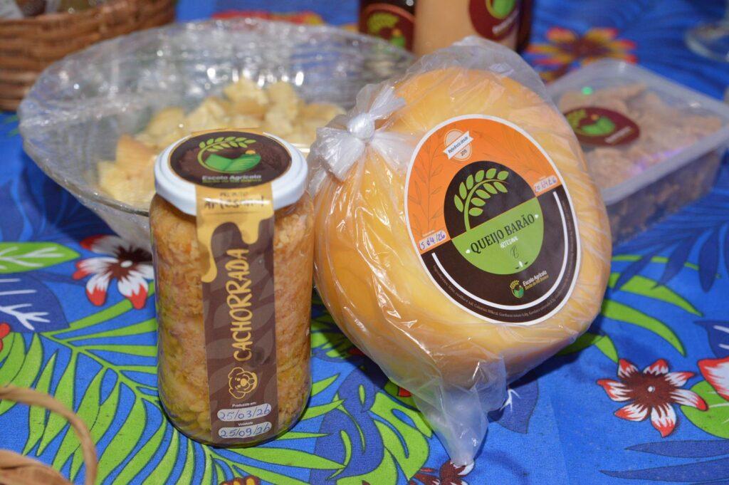 A 9ª edição da Festa do Queijo foi lançada oficialmente nesta quarta-feira (15), em evento que reuniu autoridades, produtores rurais e a comunidade de Rochedinho. A 9ª edição da Festa do Queijo foi lançada oficialmente nesta quarta-feira (15), em evento que reuniu autoridades, produtores rurais e a comunidade de Rochedinho.