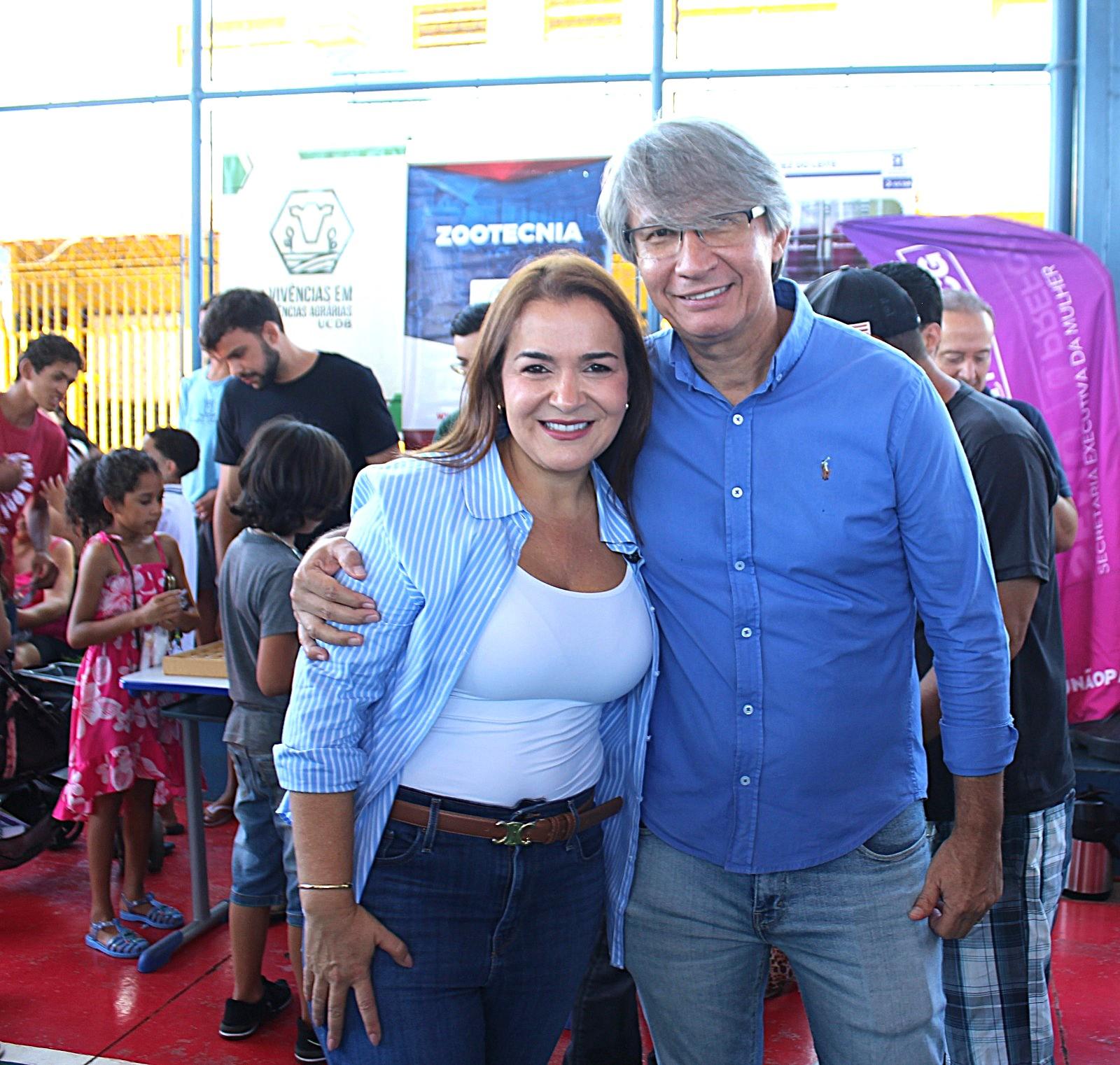 Darci Caldo participa do Mutirão Todos em Ação no Jardim Anache e destaca a importância do projeto para a comunidade.