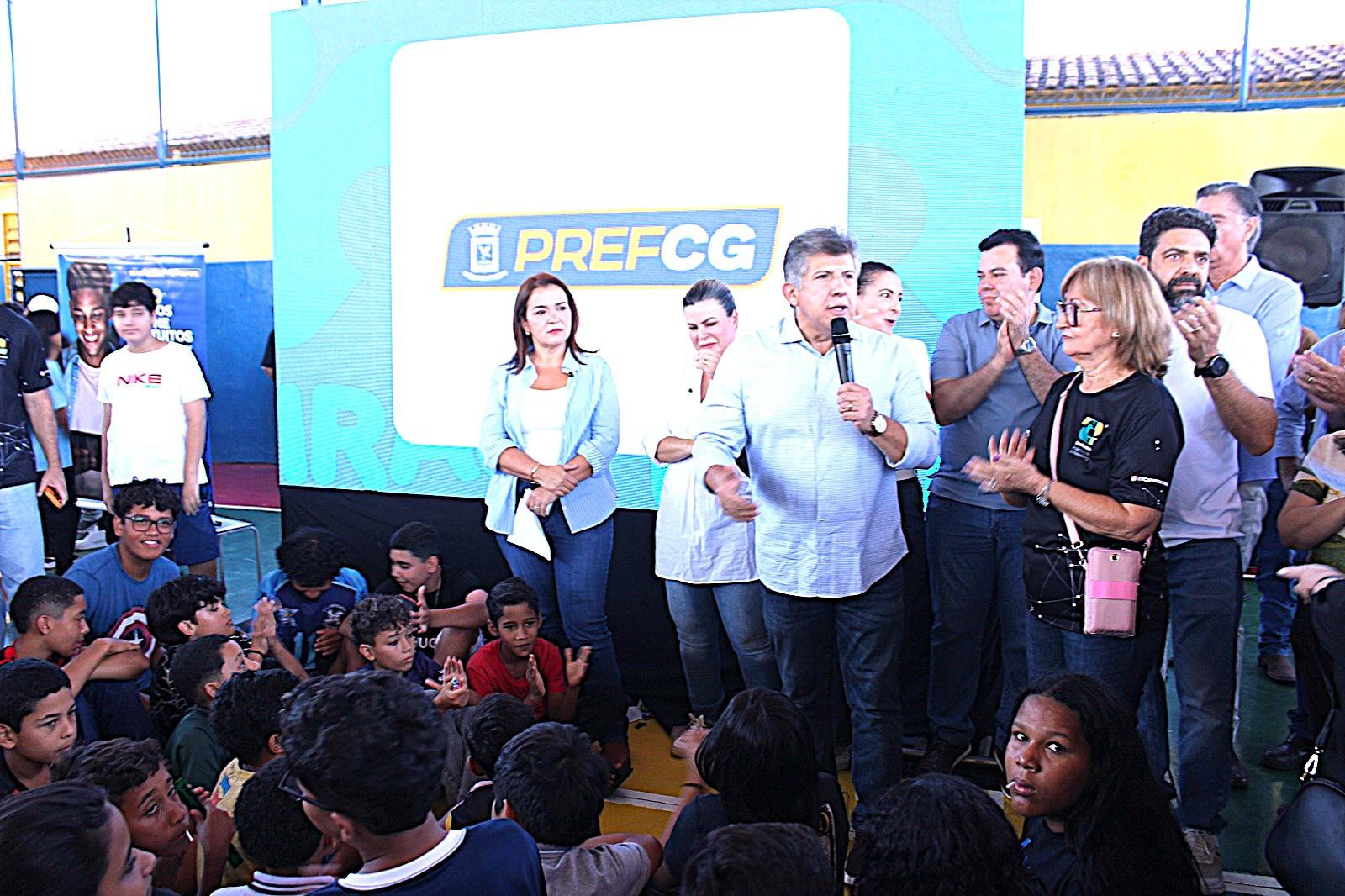 Darci Caldo participa do Mutirão Todos em Ação no Jardim Anache e destaca a importância do projeto para a comunidade.