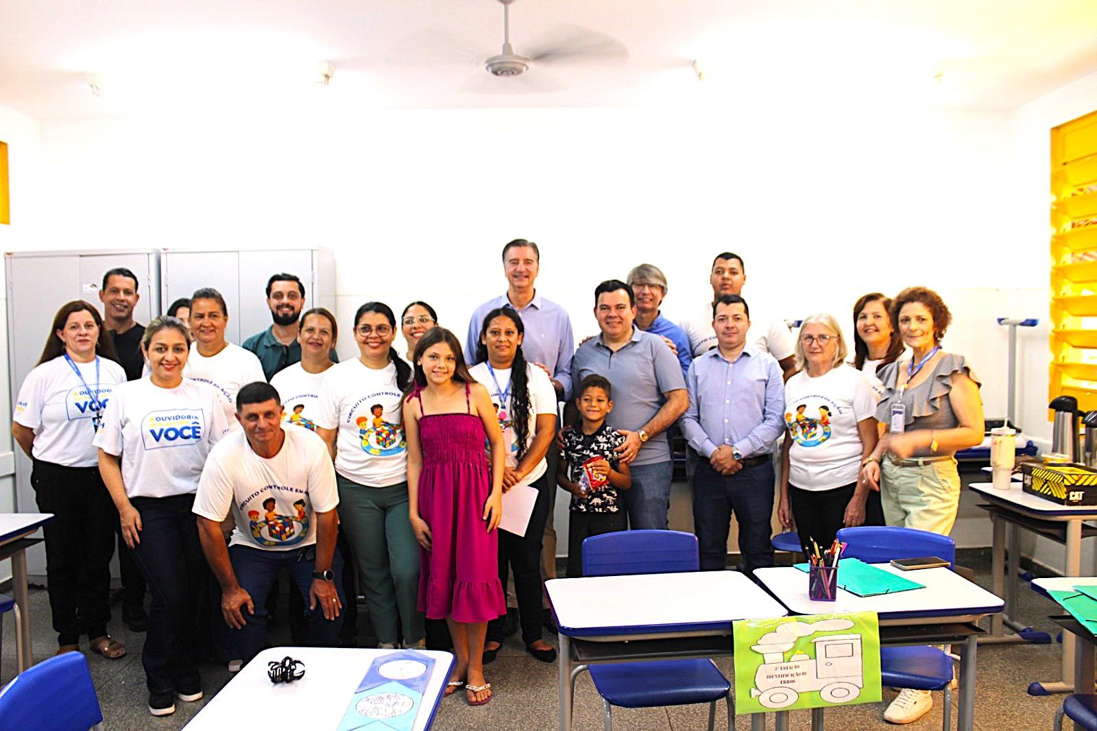 Darci Caldo participa do Mutirão Todos em Ação no Jardim Anache e destaca a importância do projeto para a comunidade.