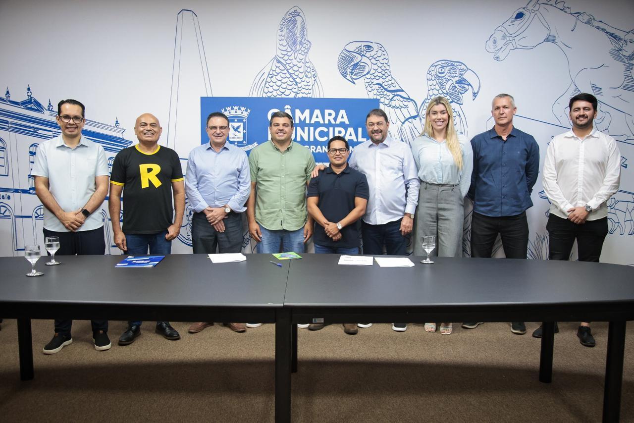 Câmara adere a projeto sustentável que oferta economia de até 20% nos custos com energia elétrica.