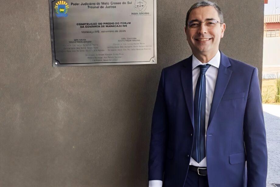 “ O Governador Eduardo Riedel nomeia Márcio André Arruda como novo procurador-geral de Mato Grosso do Sul”