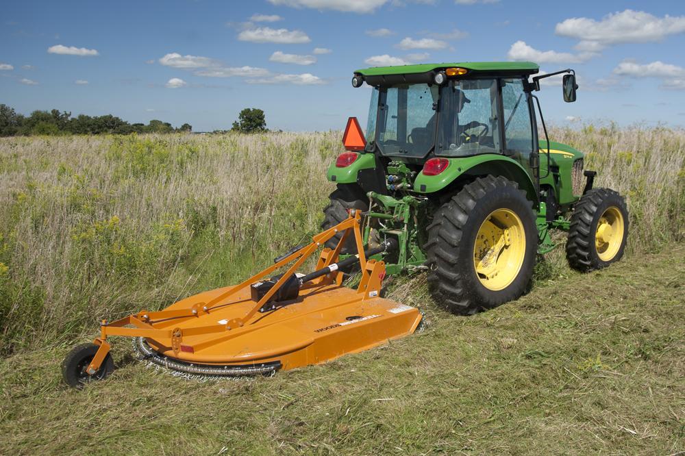 Prefeitura destina R$ 3,5 mi em máquinas para agricultura familiar.
