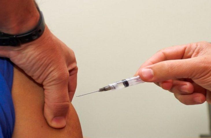 Prevendo 46,5 mil doses, SES alinha estratégia de vacinação contra chikungunya em Dourados e Itaporã.