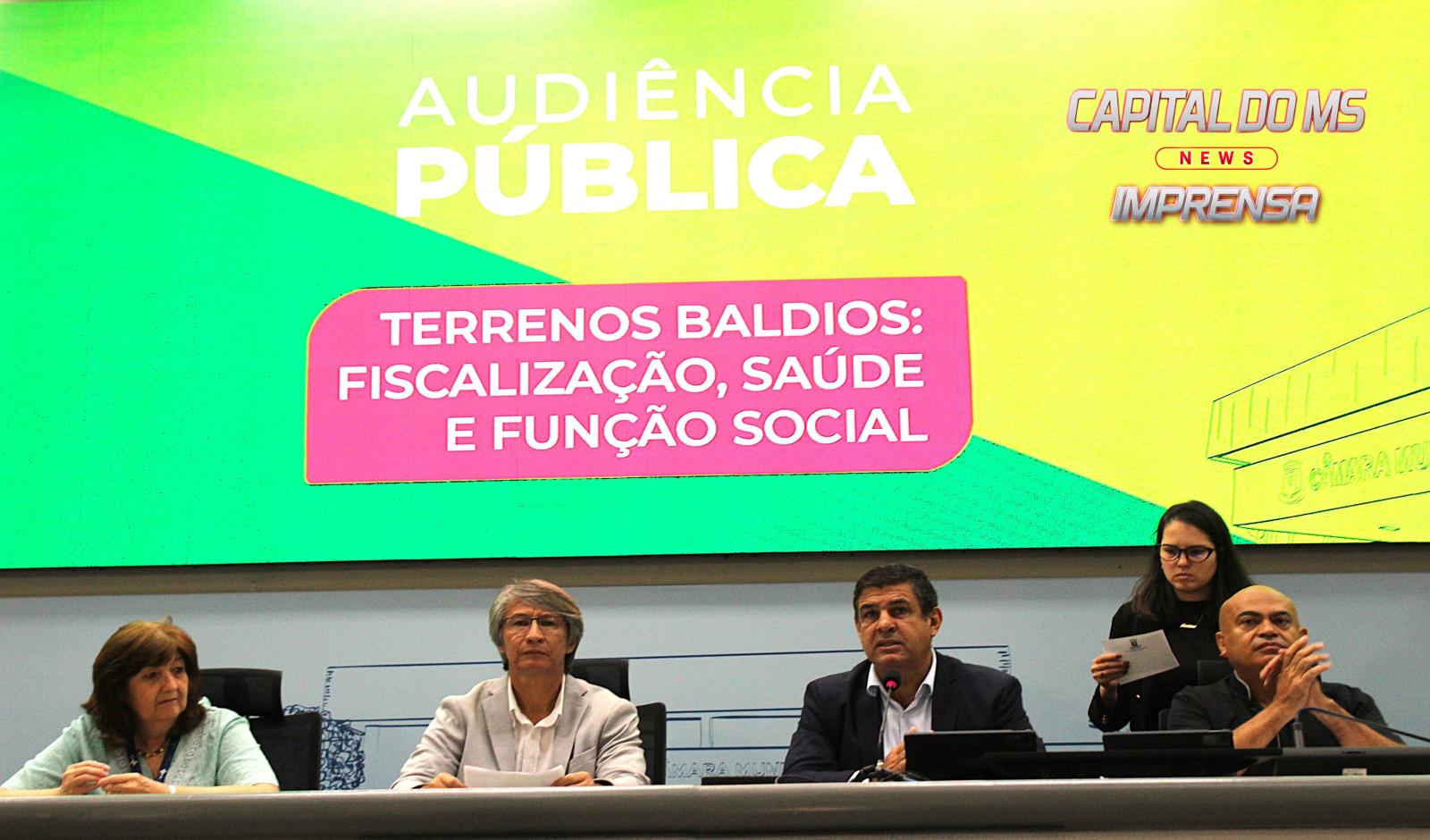 Secretário Darci Caldo participa de audiência na Câmara e detalha ações para resolver problemas em terrenos baldios.