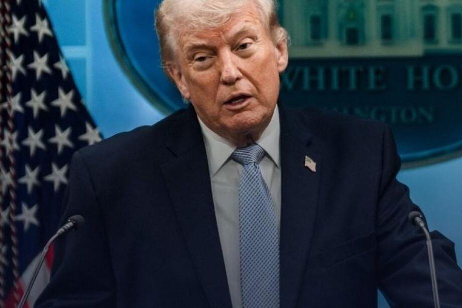 Trump pede que Netanyahu realize apenas ataques 'cirúrgicos' no Líbano.