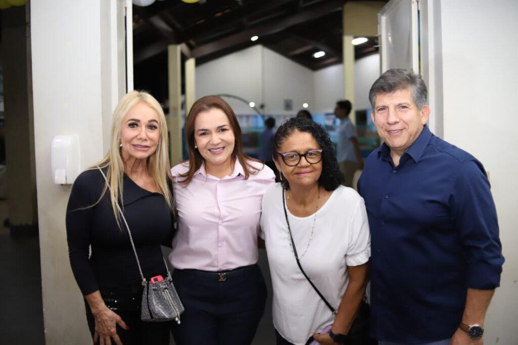 “Secretário Darci Caldo celebra o Dia do Líder Comunitário ao lado da prefeita Adriane Lopes e do deputado Lídio Lopes.