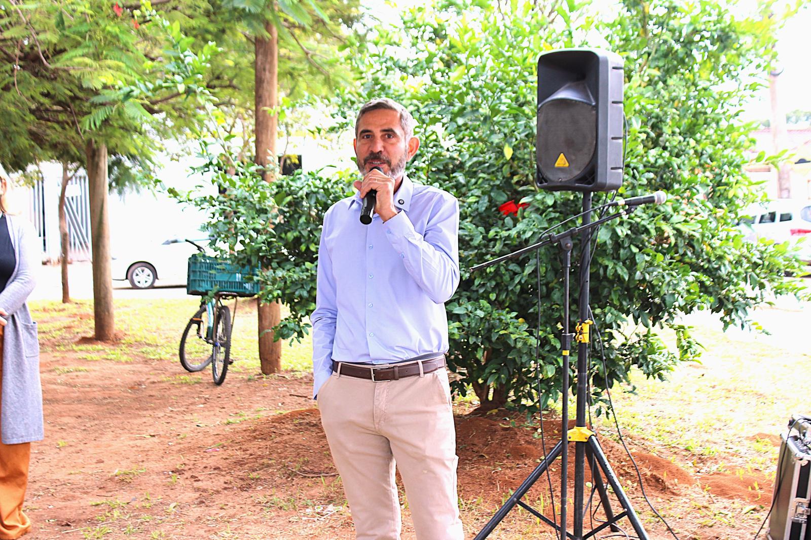 Marcos Alex Melo Representa o Secretário Darci Caldo na Inauguração do Playground da Aldeia Urbana Marçal de Souza.