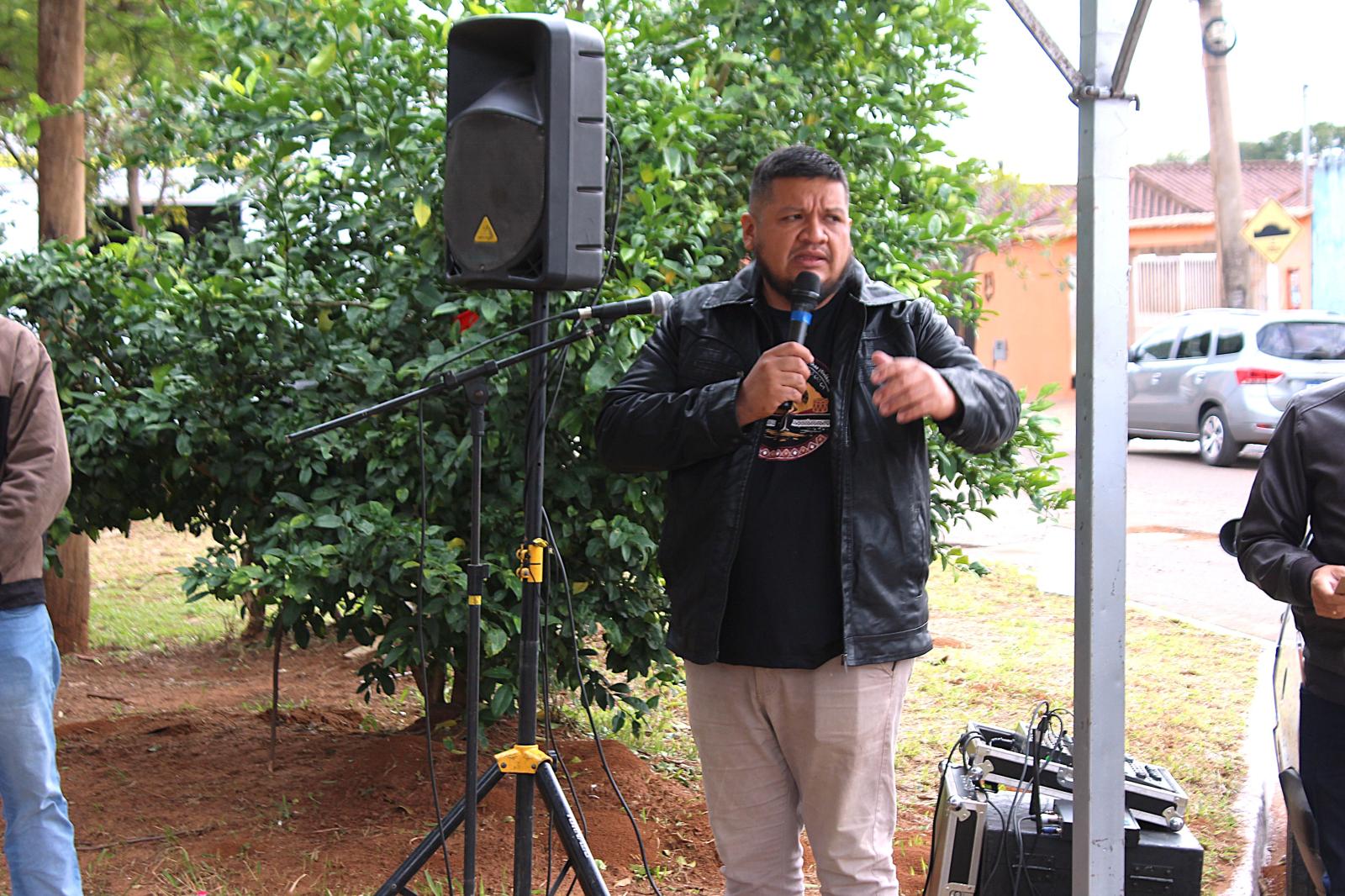 Marcos Alex Melo Representa o Secretário Darci Caldo na Inauguração do Playground da Aldeia Urbana Marçal de Souza.
