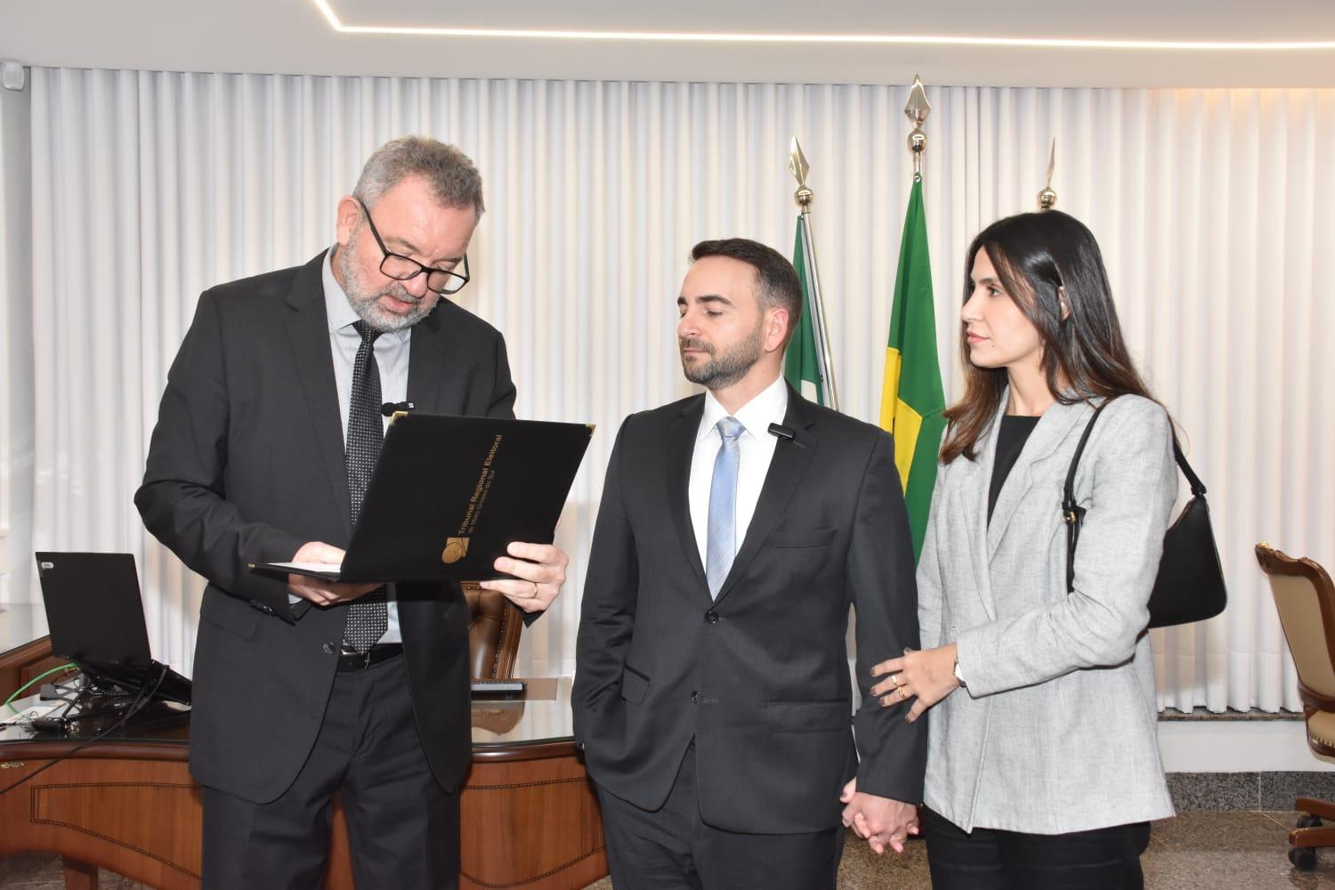 João Mattogrosso é diplomado deputado estadual e vai tomar posse na próxima semana. João Mattogrosso é diplomado deputado estadual e vai tomar posse na próxima semana.