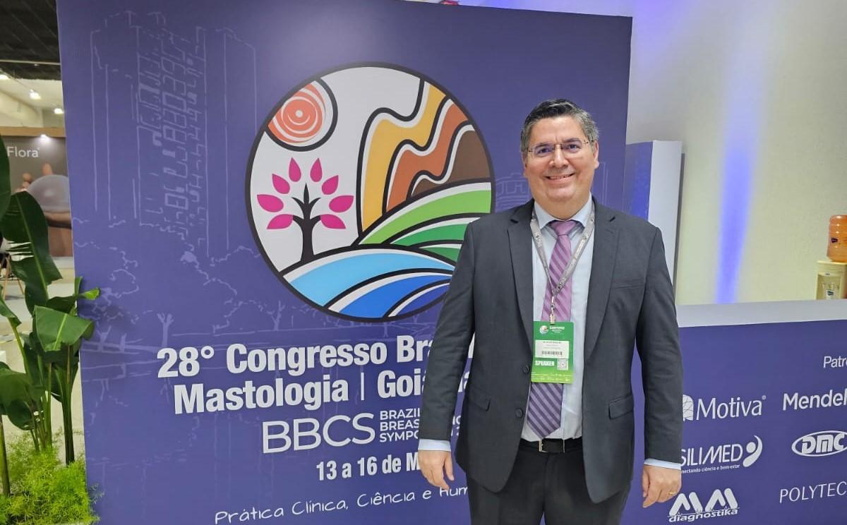Dr. Victor Rocha representa Campo Grande no maior debate sobre câncer de mama do país e apresenta a Casa Rosa como referência nacional.