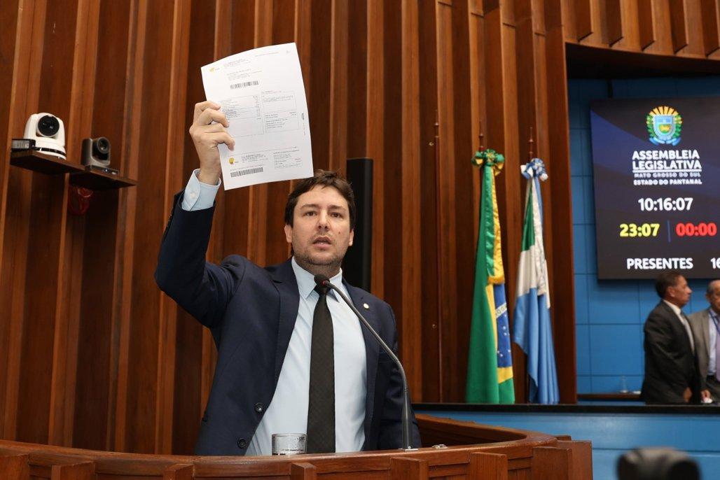 João Henrique cobra apuração sobre contas do Estado e repasses aos Poderes.