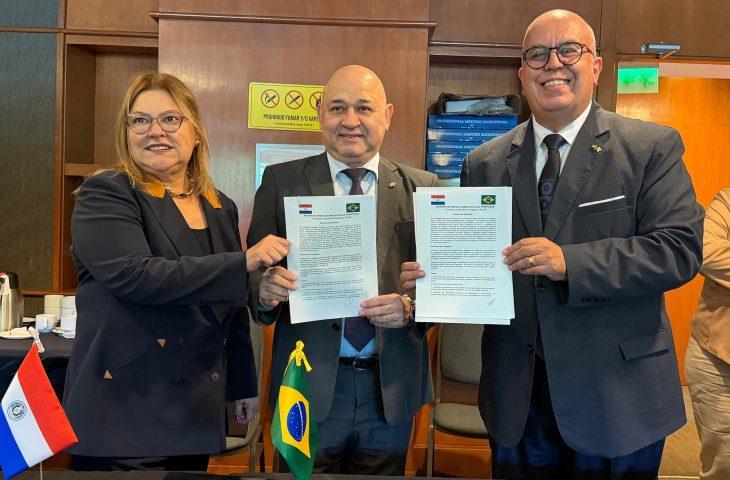 MS, PR e Paraguai discutem protocolo conjunto de dados e calendário vacinal único para fronteiras.