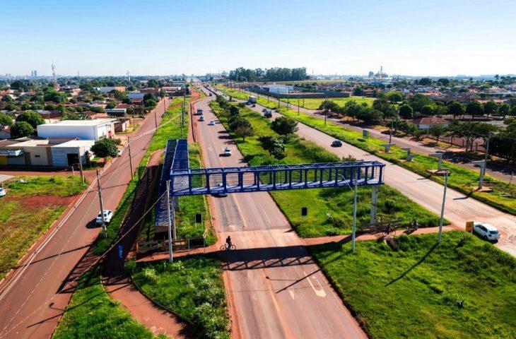 Passarela na MS-156: Governo de MS prioriza segurança e proteção à vida de moradores em Dourados.