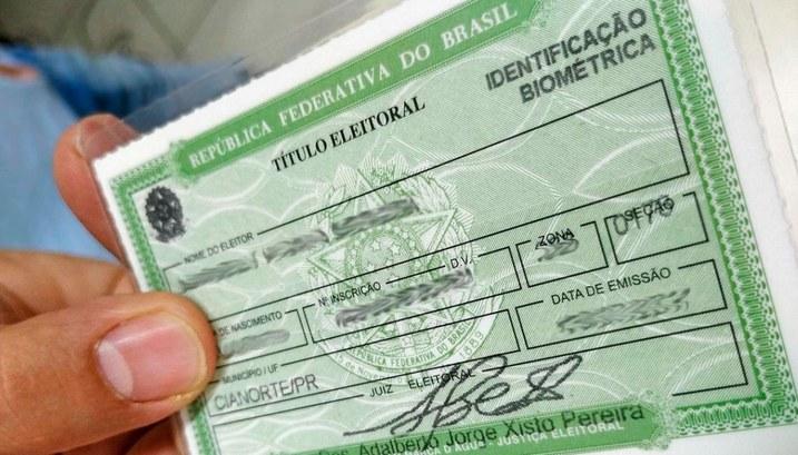 Quarta-feira (6) é o último dia para regularizar o título eleitoral.