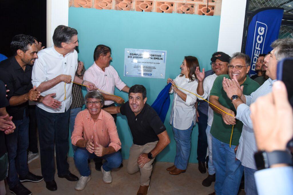 Secretário Darci Caldo participa da inauguração do Complexo Esportivo do Jardim Santa Emília ao lado de grandes lideranças.