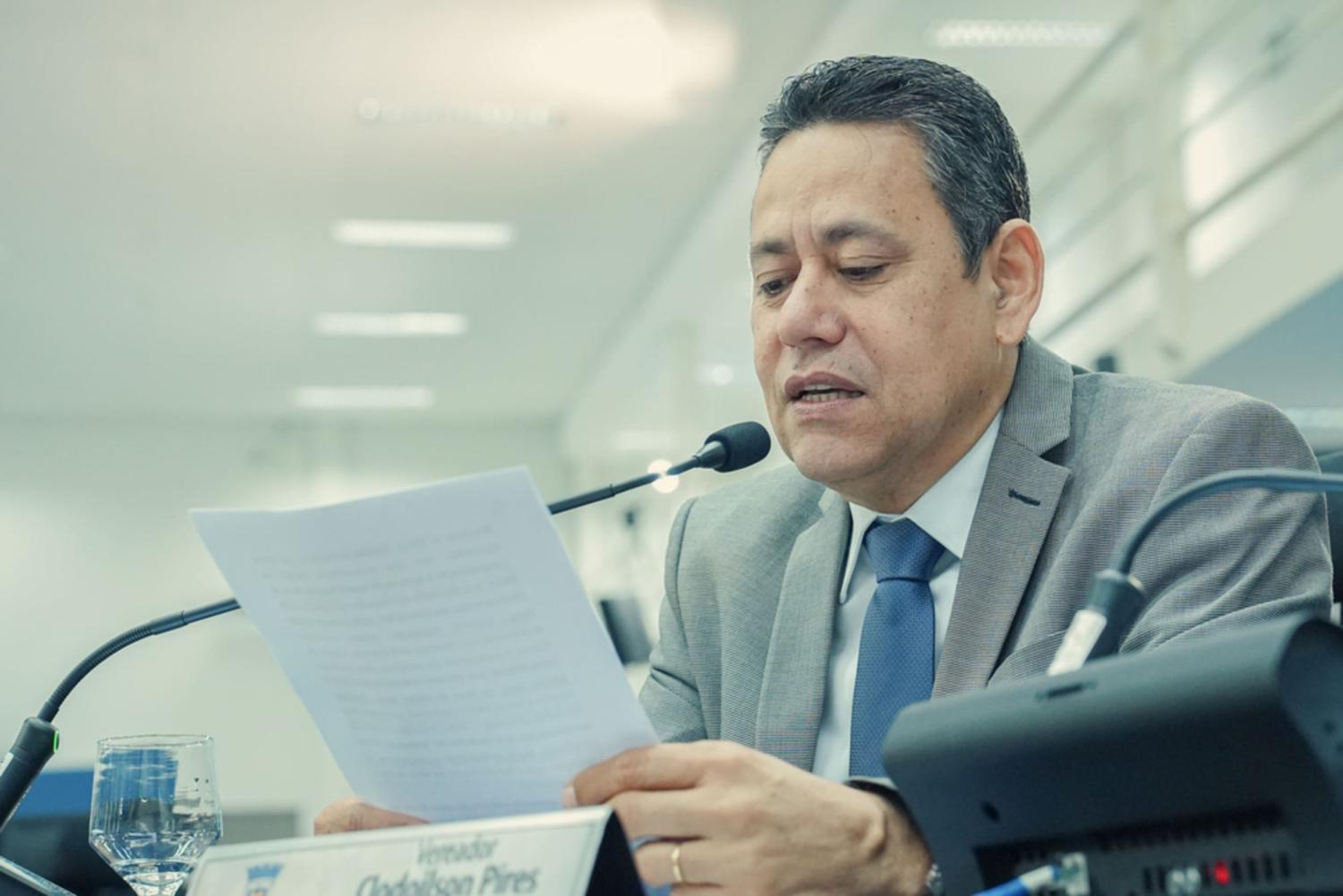 Vereador Clodoilson Pires cobra segurança após invasões em unidade de saúde do Jardim Antártica.