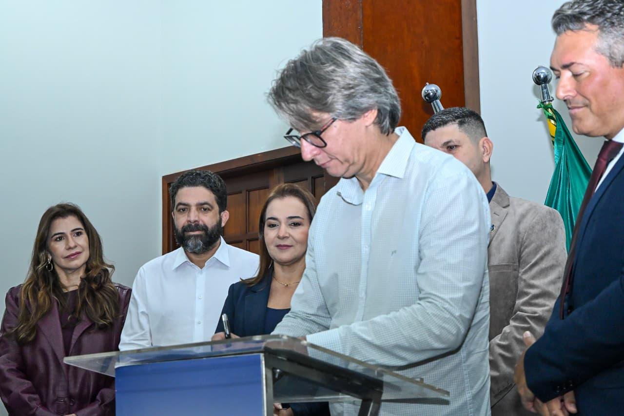Secretário da SEAR, Darci Caldo, participa da entrega de equipamentos e destaca fortalecimento da Guarda Civil Metropolitana. Secretário da SEAR, Darci Caldo, participa da entrega de equipamentos e destaca fortalecimento da Guarda Civil Metropolitana.