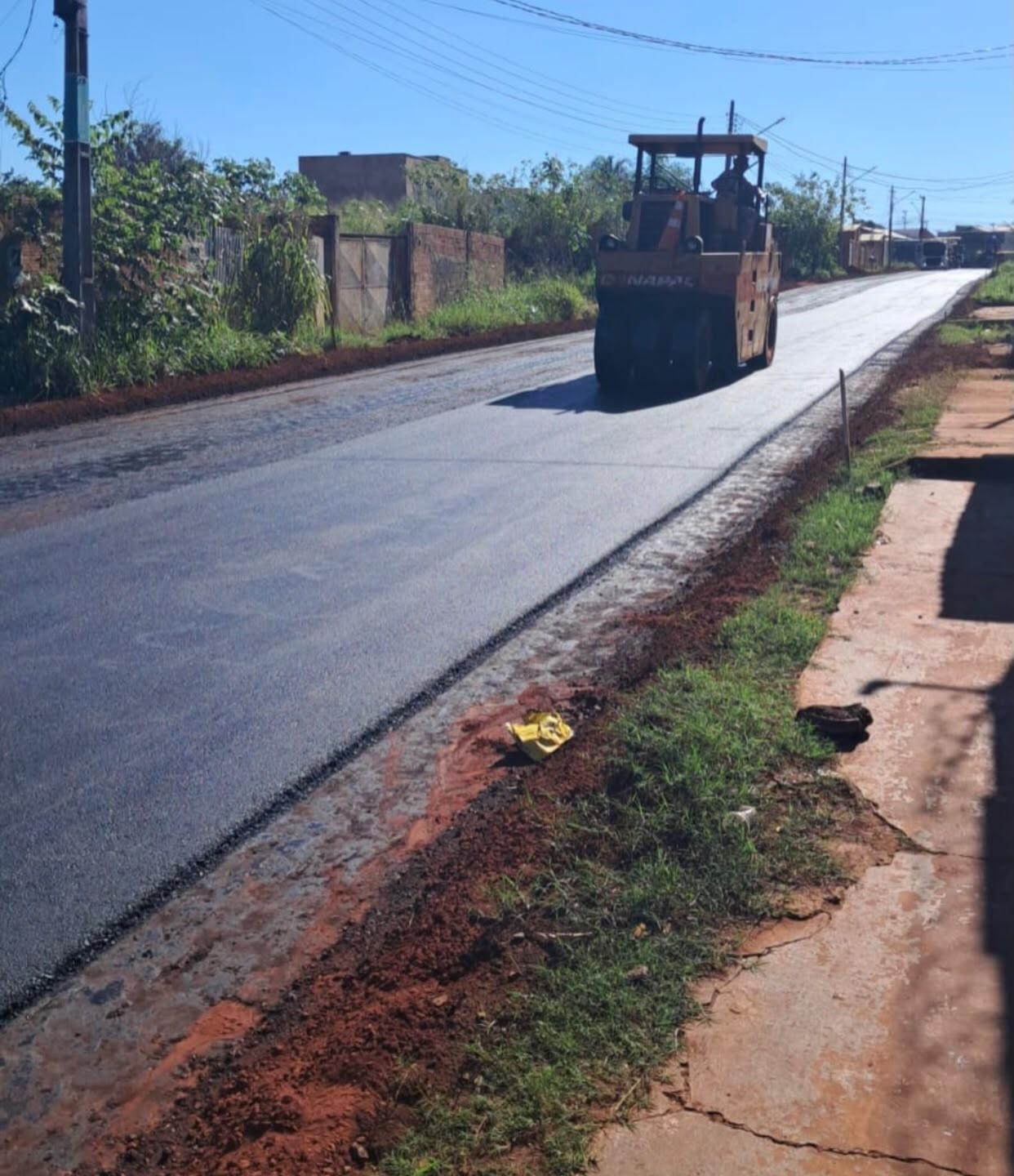 O ASFALTO CHEGOU AO BOSQUE DAS ARARAS: SECRETÁRIO DARCI CALDO DESTACA A IMPORTÂNCIA DA OBRA PARA A COMUNIDADE. O ASFALTO CHEGOU AO BOSQUE DAS ARARAS: SECRETÁRIO DARCI CALDO DESTACA A IMPORTÂNCIA DA OBRA PARA A COMUNIDADE.