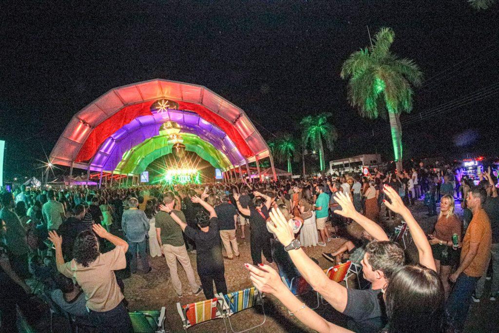 Festival de Inverno de Bonito 2026 anuncia grandes shows nacionais e reforça valorização da cultura sul-mato-grossense.