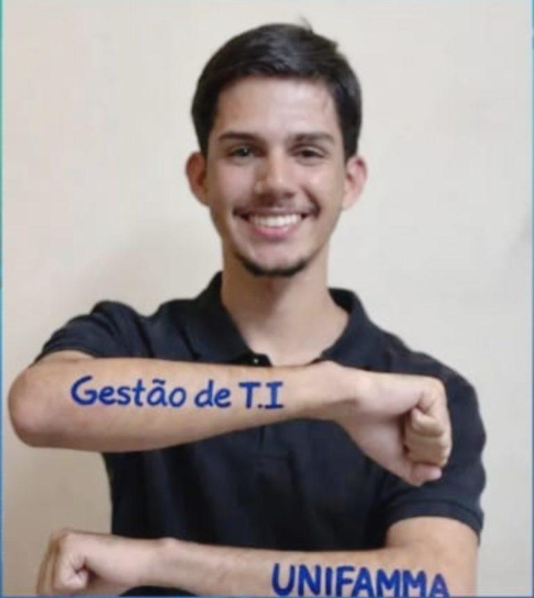Educação Profissional muda trajetória de jovem da Rede Estadual e transforma planos em futuro. Educação Profissional muda trajetória de jovem da Rede Estadual e transforma planos em futuro.