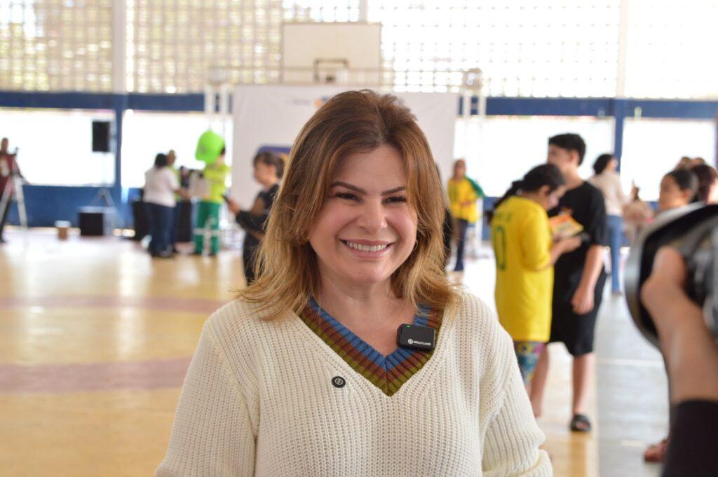 Secretário da Sear, Darci Caldo, participa do “Todos em Ação”, que leva mais de 300 serviços aos moradores do Tiradentes. Secretário da Sear, Darci Caldo, participa do “Todos em Ação”, que leva mais de 300 serviços aos moradores do Tiradentes.