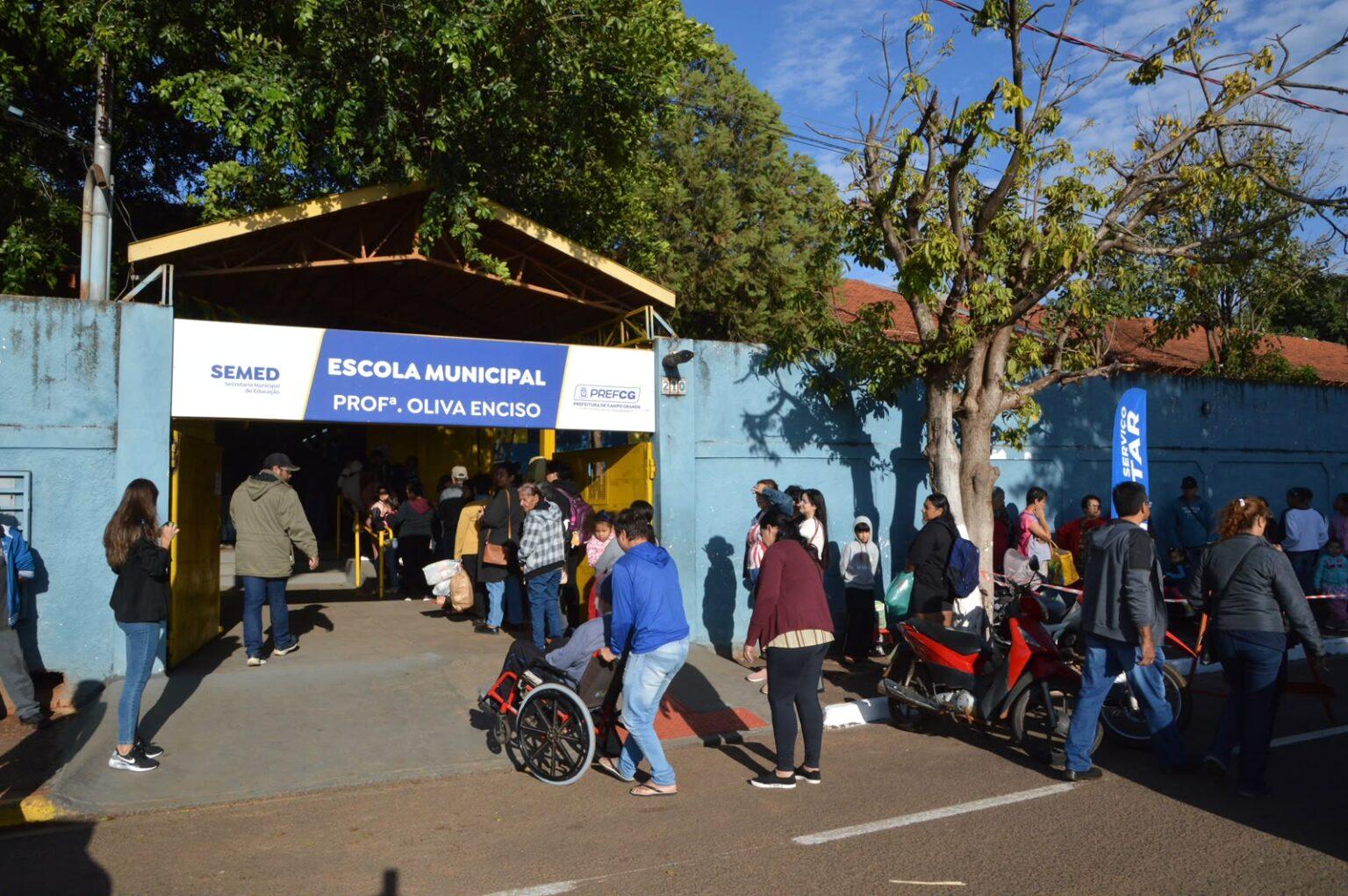 Secretário da Sear, Darci Caldo, participa do “Todos em Ação”, que leva mais de 300 serviços aos moradores do Tiradentes.