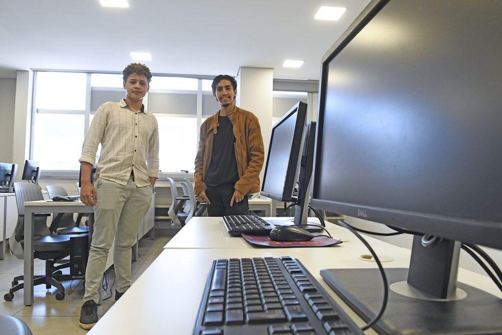 Qualificação, tecnologia e empreendedorismo: Governo de MS prepara jovens para liderar a nova economia digital . Qualificação, tecnologia e empreendedorismo: Governo de MS prepara jovens para liderar a nova economia digital .