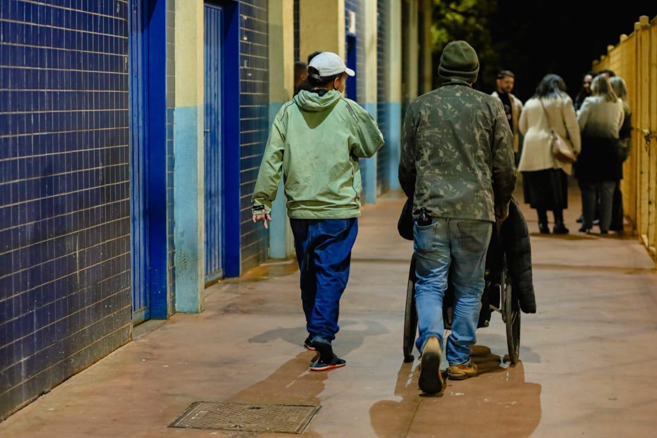 Defesa alerta para chuvas e queda de temperatura.
