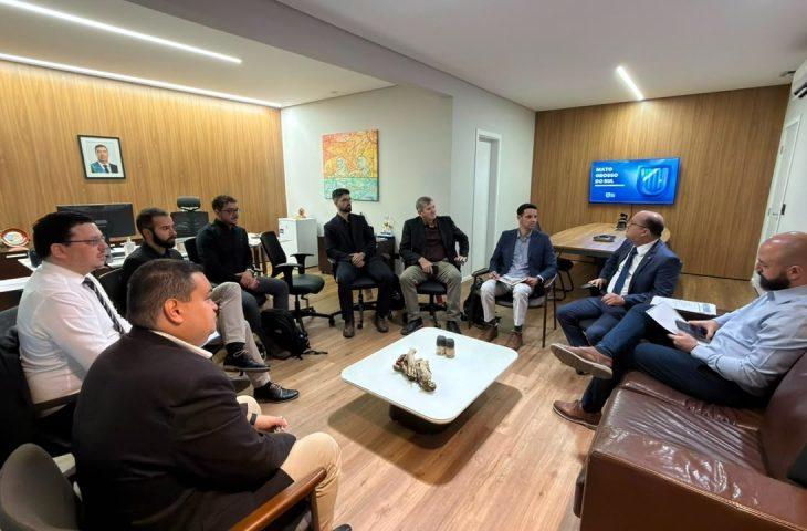 Governo de MS debate agronegócio, inovação e logística em reunião com delegação da Nova Zelândia.