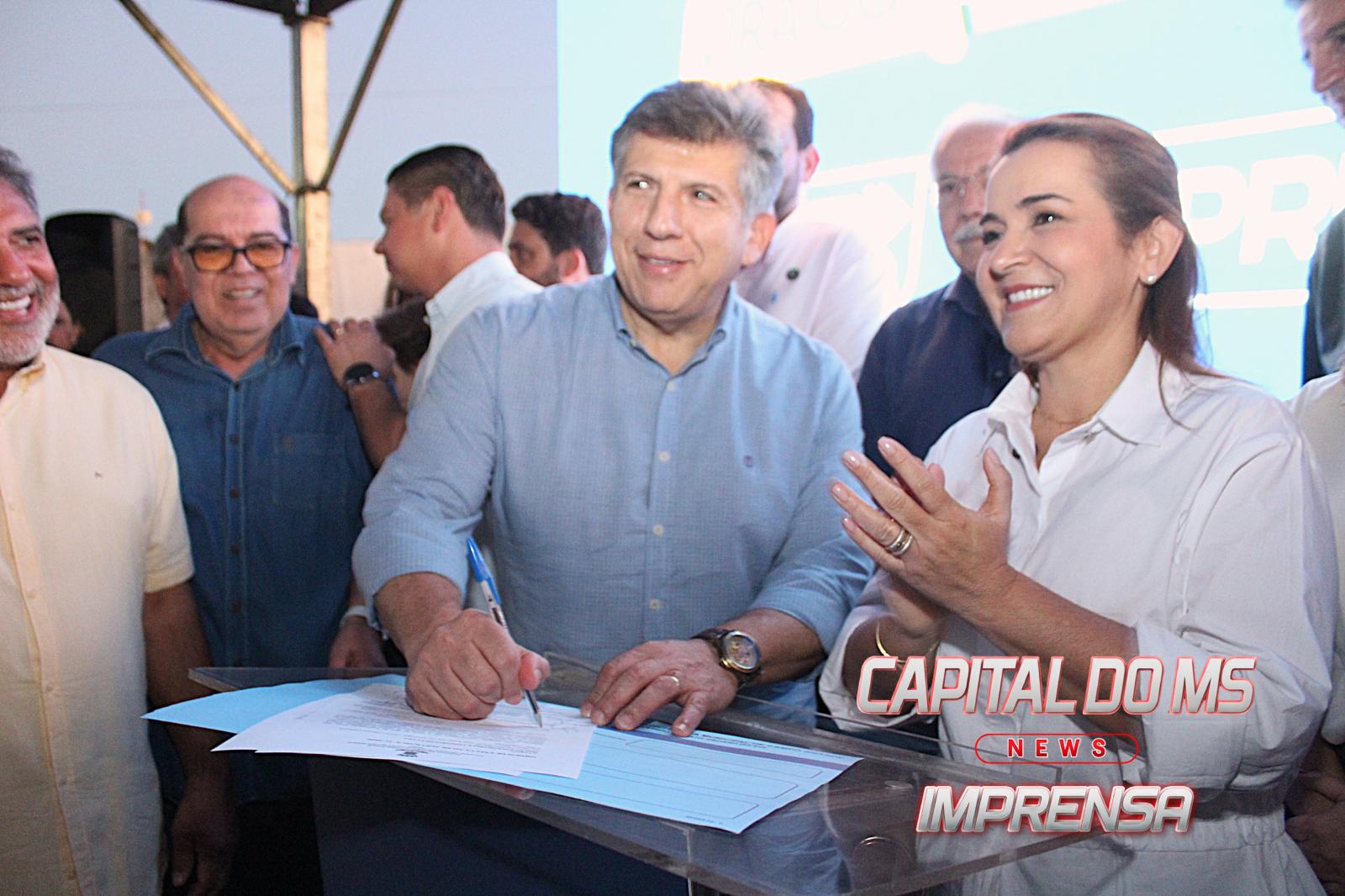 Secretário da SEAR, Darci Caldo, participa do lançamento da pavimentação asfáltica e destaca união política que viabiliza investimentos de R$ 280 milhões em Campo Grande. Secretário da SEAR, Darci Caldo, participa do lançamento da pavimentação asfáltica e destaca união política que viabiliza investimentos de R$ 280 milhões em Campo Grande.