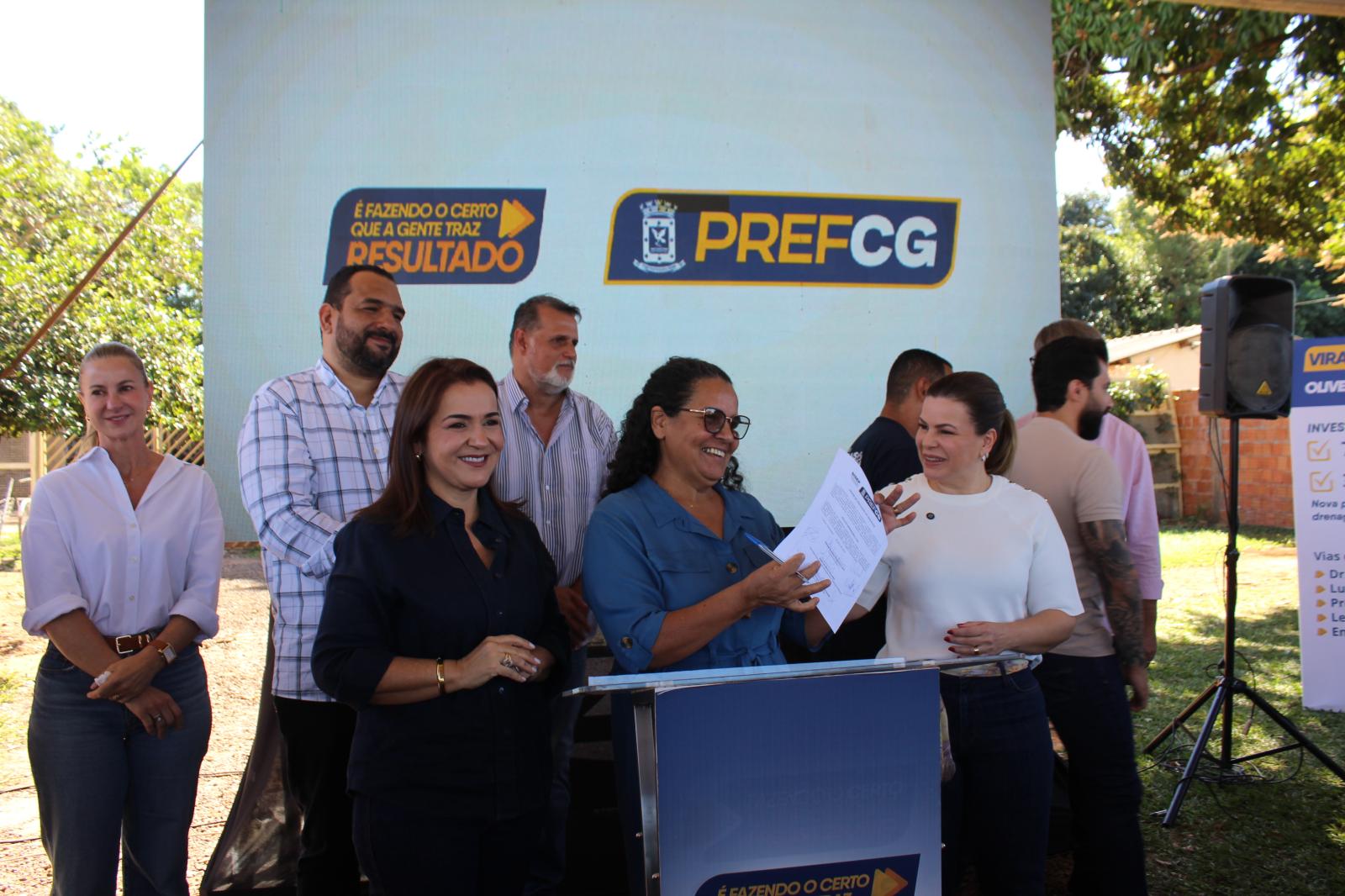  Asfalto novo: Prefeita Adriane Lopes inicia obras no Jardim Oliveira.