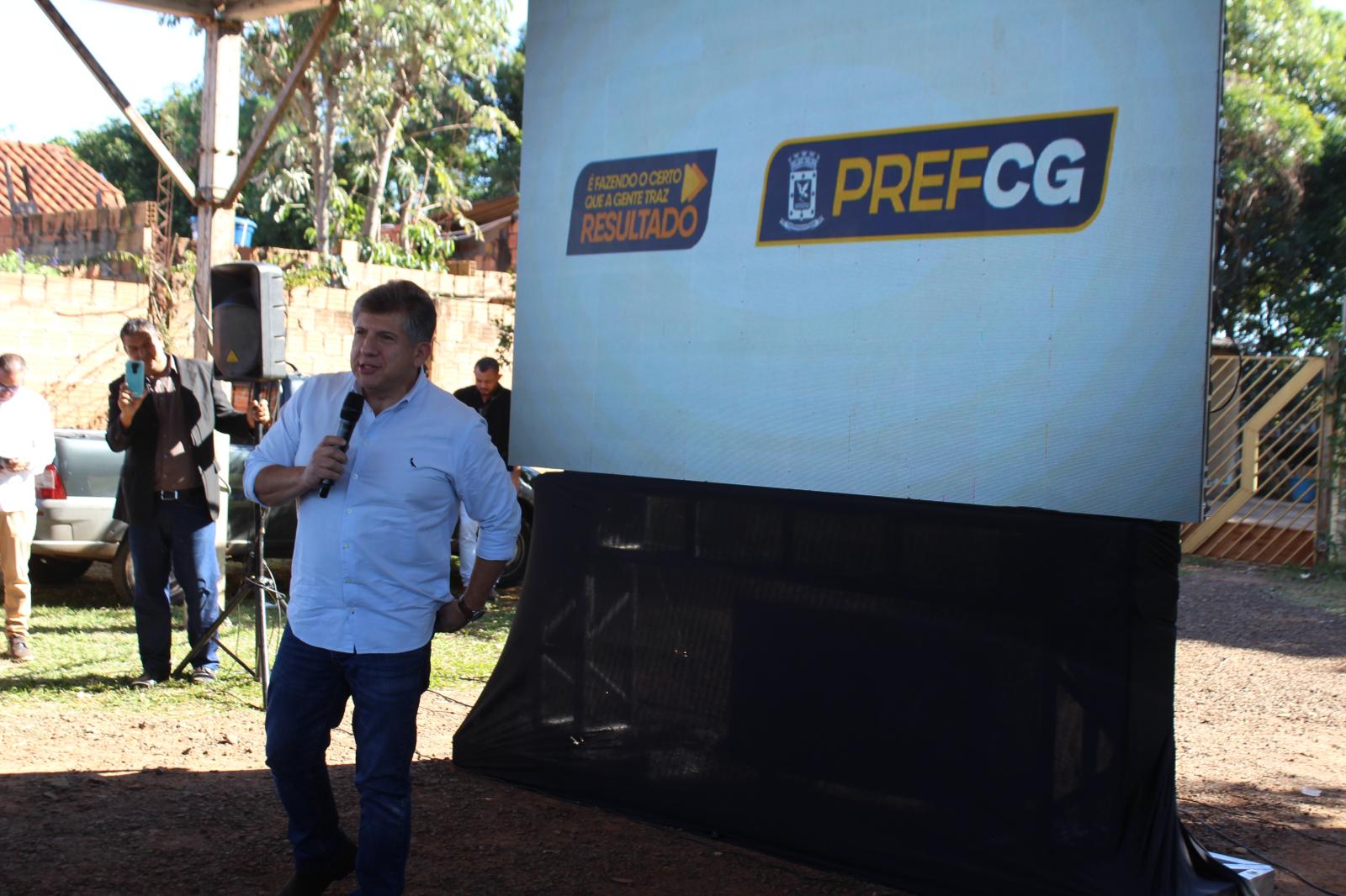  Asfalto novo: Prefeita Adriane Lopes inicia obras no Jardim Oliveira.