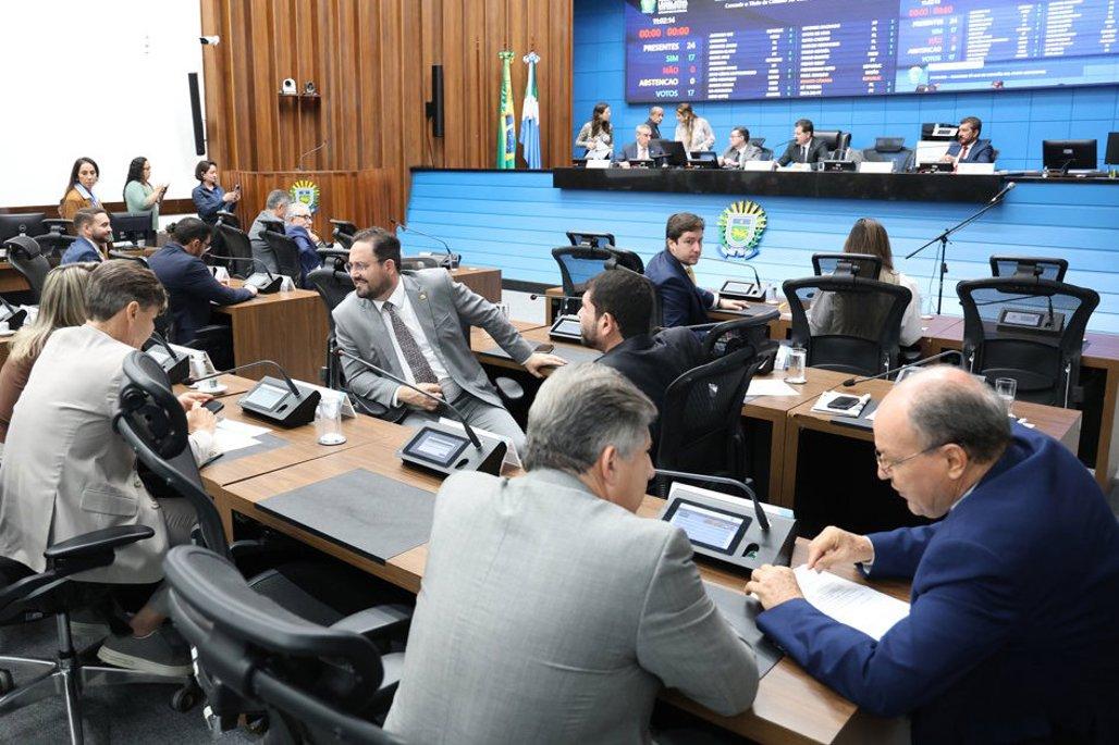 ALEMS vota projeto que autoriza cessão de servidores ao Comitê Gestor da reforma tributária.