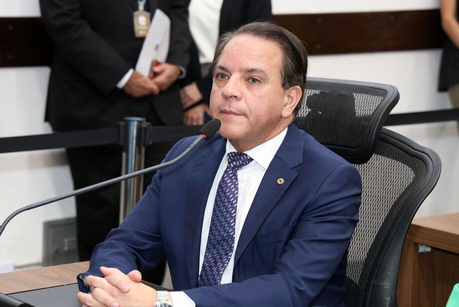 Deputado Coronel David reage com firmeza após ataques a policiais em Corumbá.