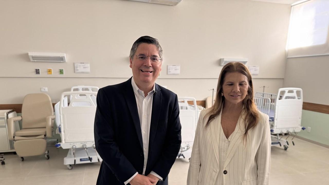 Dr. Victor Rocha fiscaliza implantação de leitos pediátricos e acompanha ampliação do Hospital Alfredo Abrão.