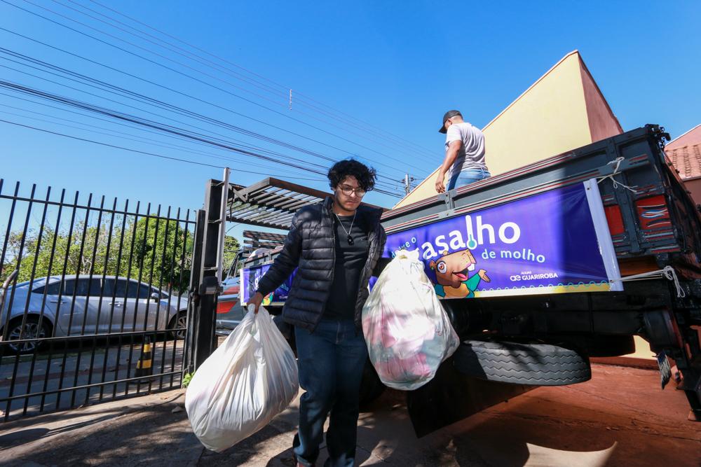Praça do Rádio recebe Dia D da Campanha do Agasalho.