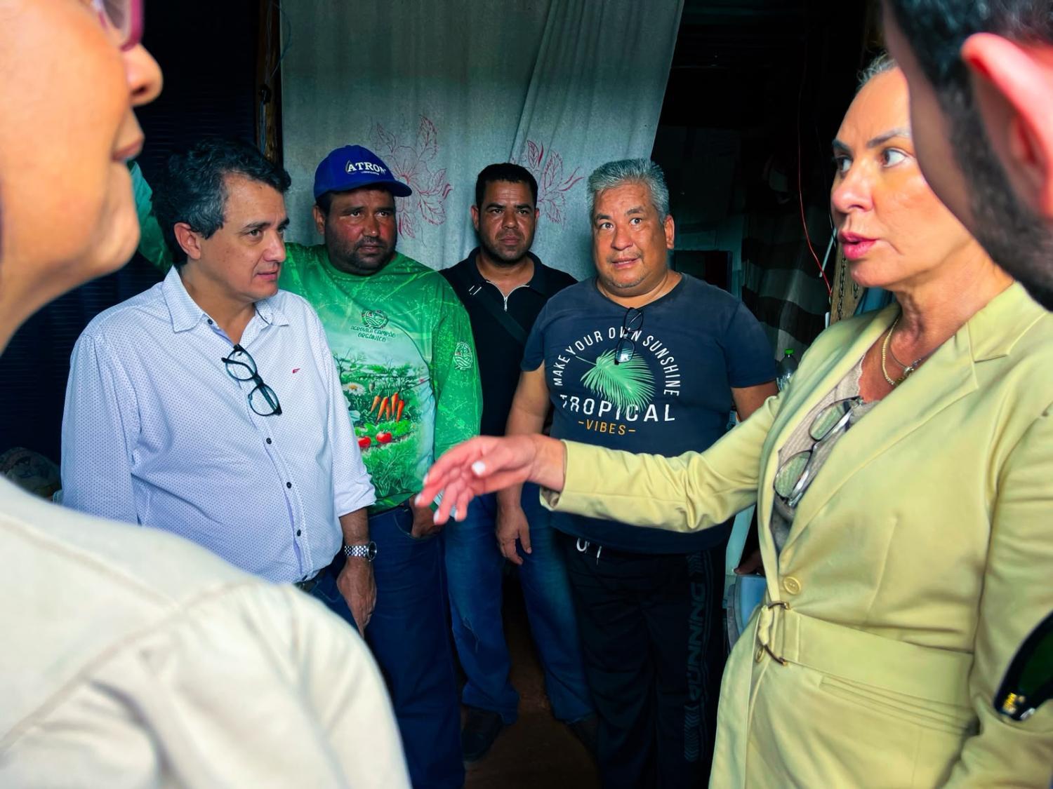 Sem energia, moradores enfrentam calor extremo e perdem medicamentos na Agrovila Campão.